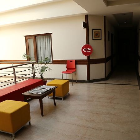 Oyo Rooms Chandigarh Sector 34 Exteriör bild