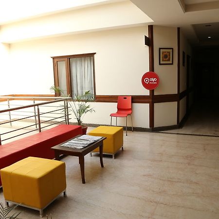 Oyo Rooms Chandigarh Sector 34 Exteriör bild