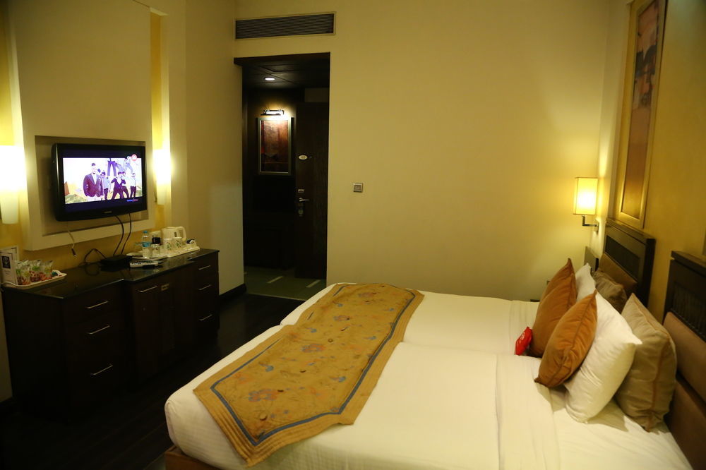 Oyo Rooms Chandigarh Sector 34 Exteriör bild